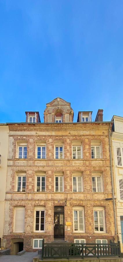 Townhouse Trouville - Appart'Hotel & Studios Exterior photo
